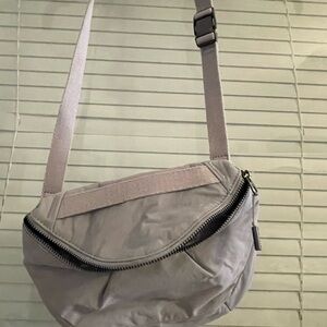 Athleta stash Gray Crossbody Bag